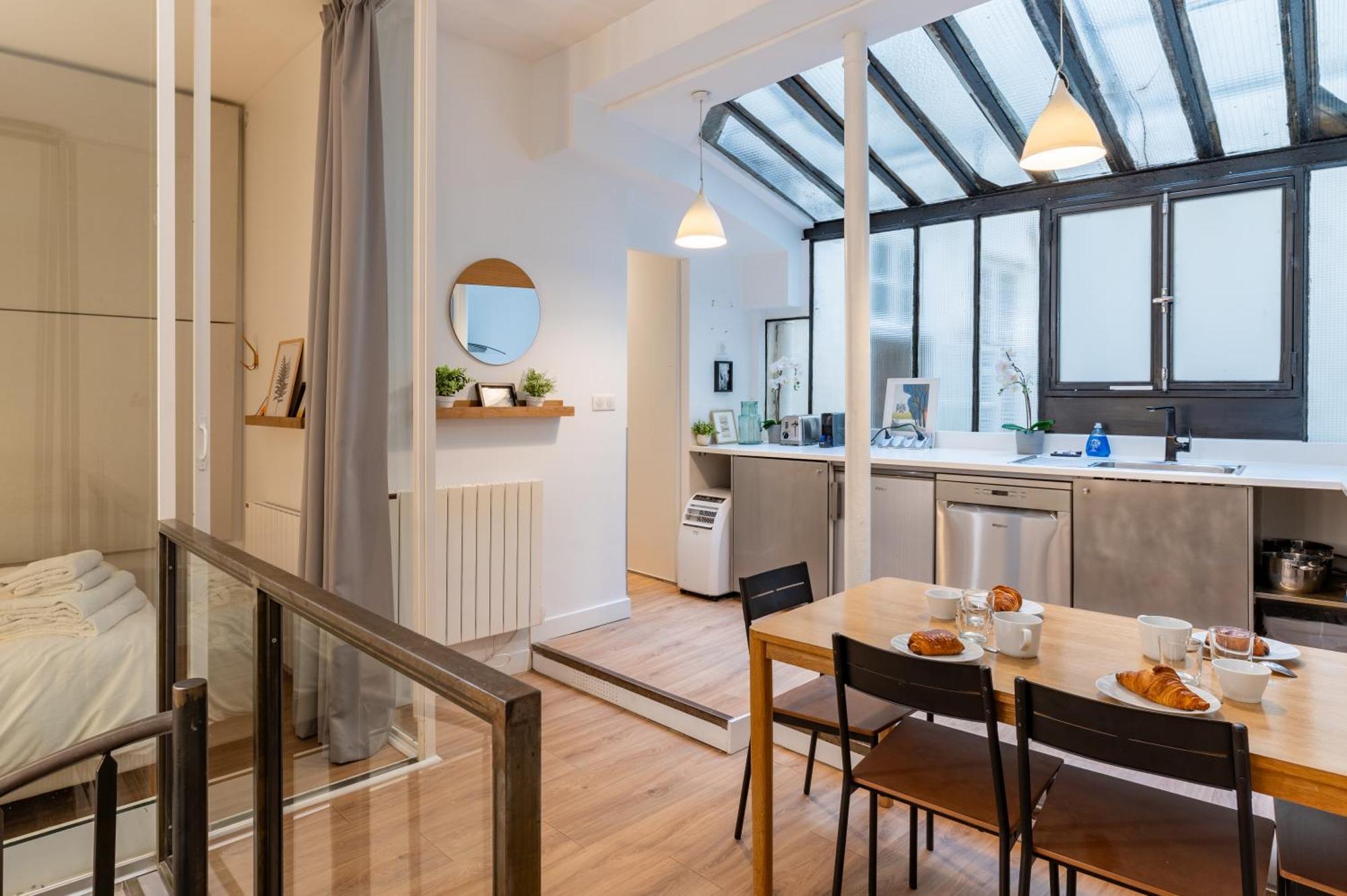 St Germain Sartre Chicsuites Paris Eksteriør billede