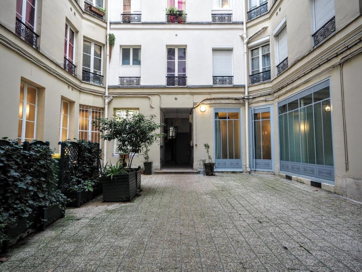 St Germain Sartre Chicsuites Paris Eksteriør billede